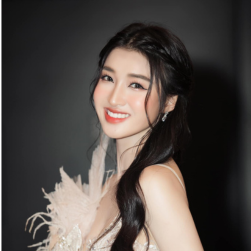 Review 10 - Phương Nhi - ARTISTRY